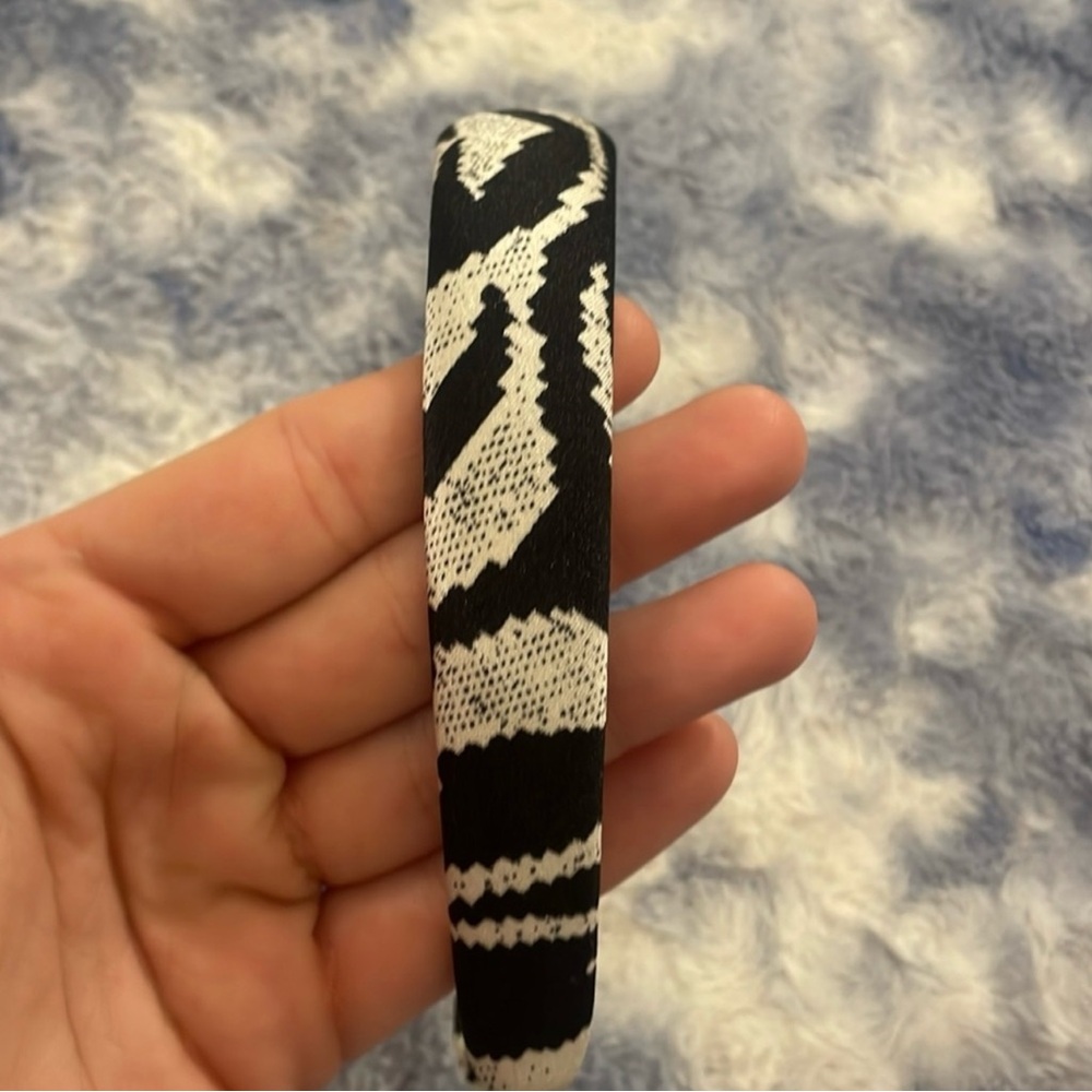 Fendi Headband - Picture 2 of 12
